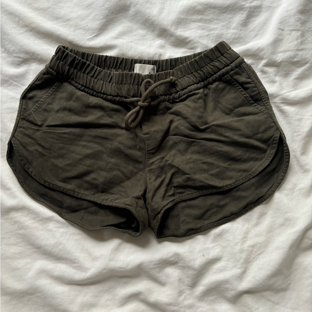 Wilfred linen shorts